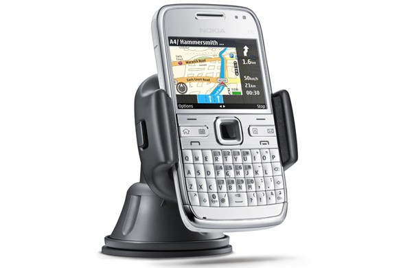 El Nokia E72 se viste de blanco