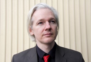 Julian Assange est en lista de buscados por la Interpol