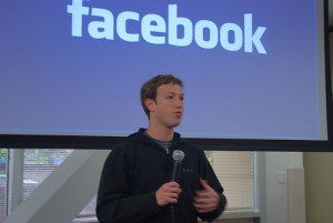 La funcin Grupo mejora la seguridad en Facebook