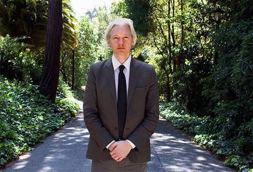 El fundador de Wikileaks, Julian Assange, fue detenido por la polica britnica